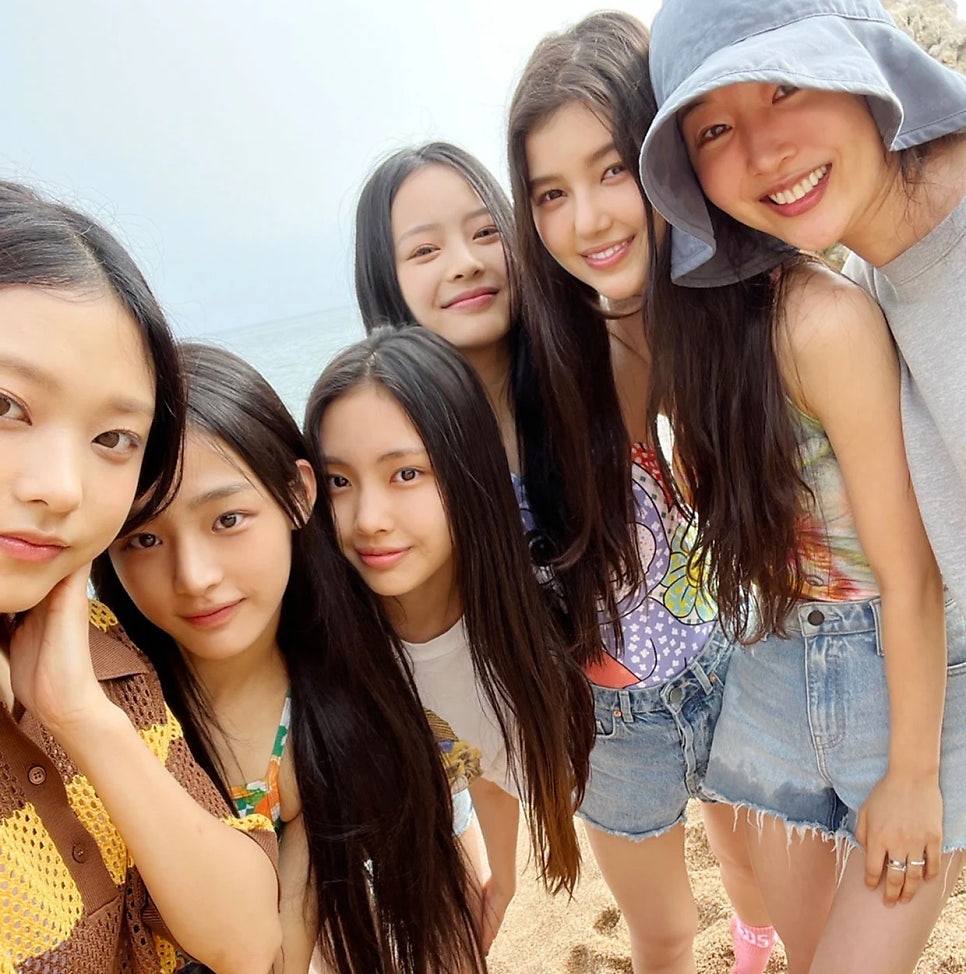 뉴진스와 민희진.