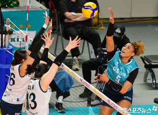 실바 ‘거침없이’[포토]