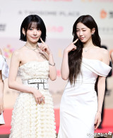 르세라핌 사쿠라-카즈하 '예쁨 대결'[엑's HD포토]