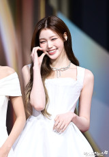 이즈나 정세비 '사랑둥이'[엑's HD포토]