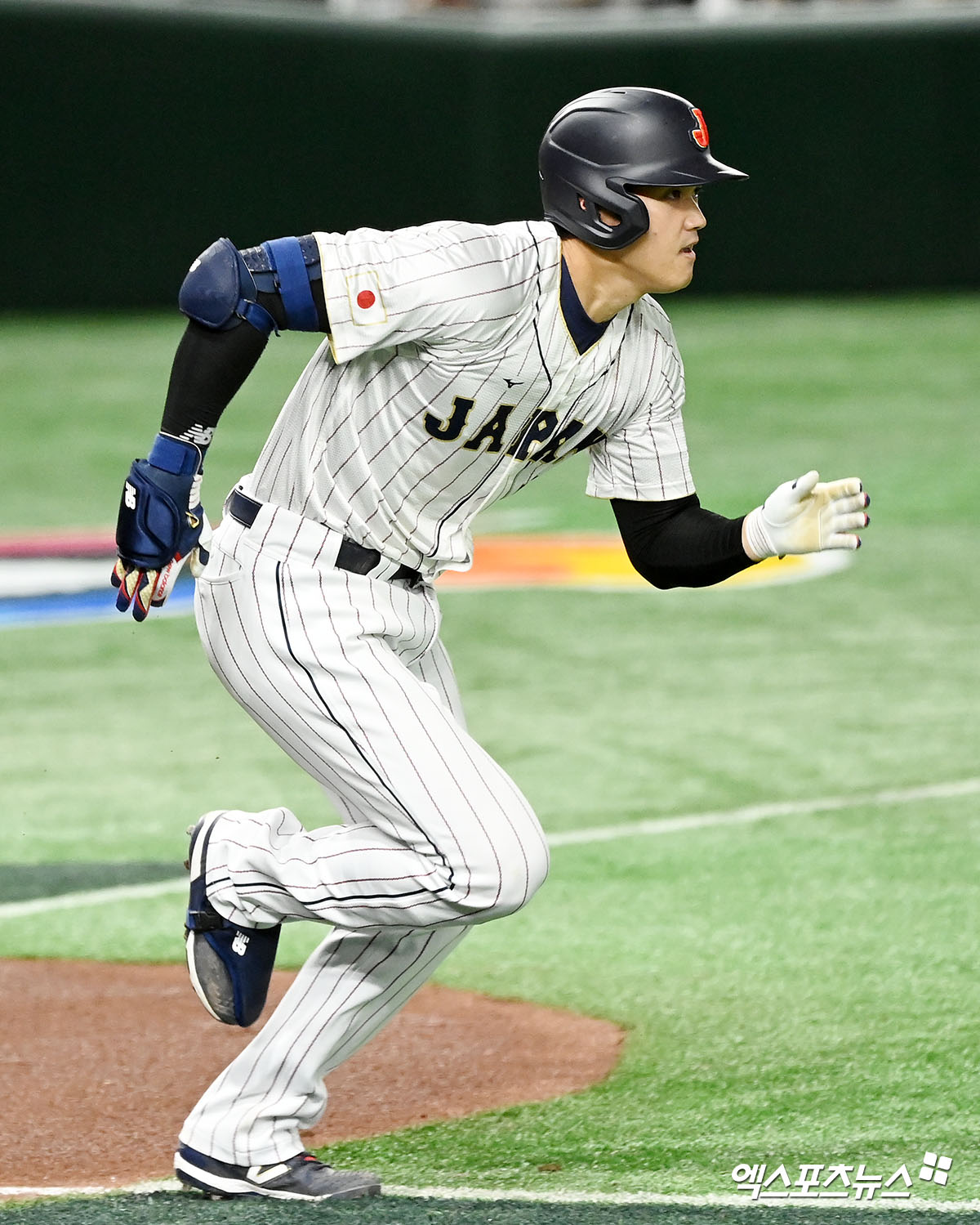11일 오후 일본 도쿄돔에서 열린 2023 월드베이스볼클래식(WBC) B조 체코와 일본의 경기, 1회말 2사 일본 오타니가 타격을 하고 있다. 결과는 1루수 땅볼 아웃. 엑스포츠뉴스 DB