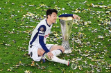 손흥민, 기적의 아이콘 등극… 토트넘서 UEL 우승→2025년 축구계 8대 미라클 선정