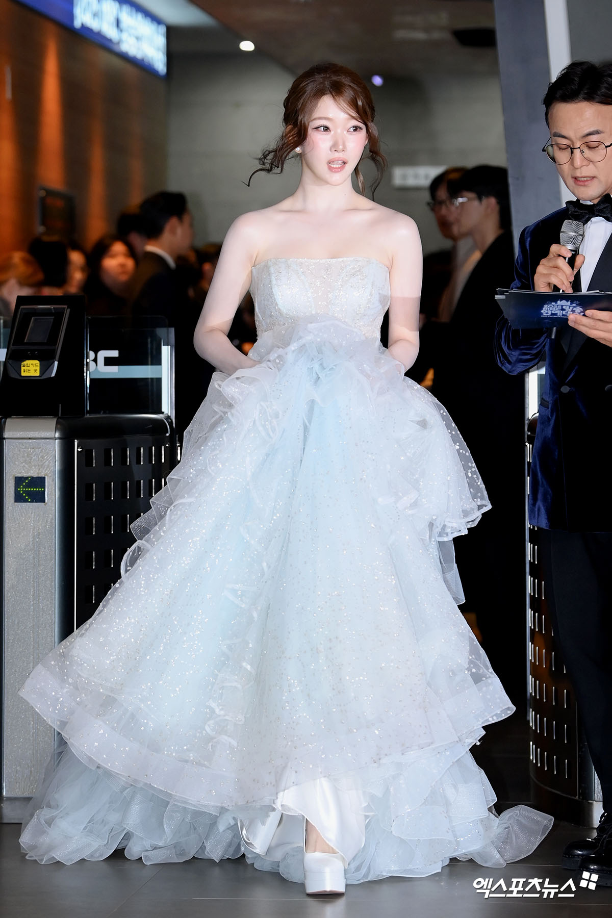 츠키 '반전 볼륨 몸매'