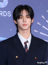 투어스 도훈 '작은 얼굴에 꽉 찬 이목구비'[엑's HD포토]