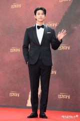 옥택연 '역삼각 슈트핏'[엑's HD포토]