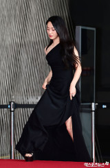 전여빈 '살짝 드러낸 각선미'[엑's HD포토]