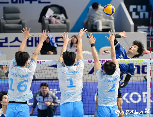 이윤수 ‘막아봐’[포토]