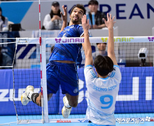 아히 ‘힘찬 점프’[포토]