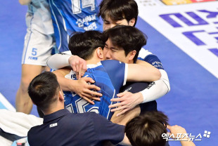 삼성화재 ‘짜릿한 역전승’[포토]