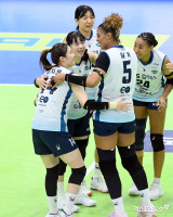 실바 '김지원 잘하고 있어~'[포토]