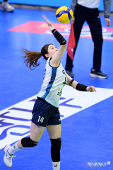 김지원 '서브 공격'[포토]