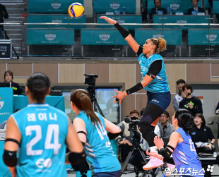 실바 ‘경기 끝내난 스파이크’[포토]