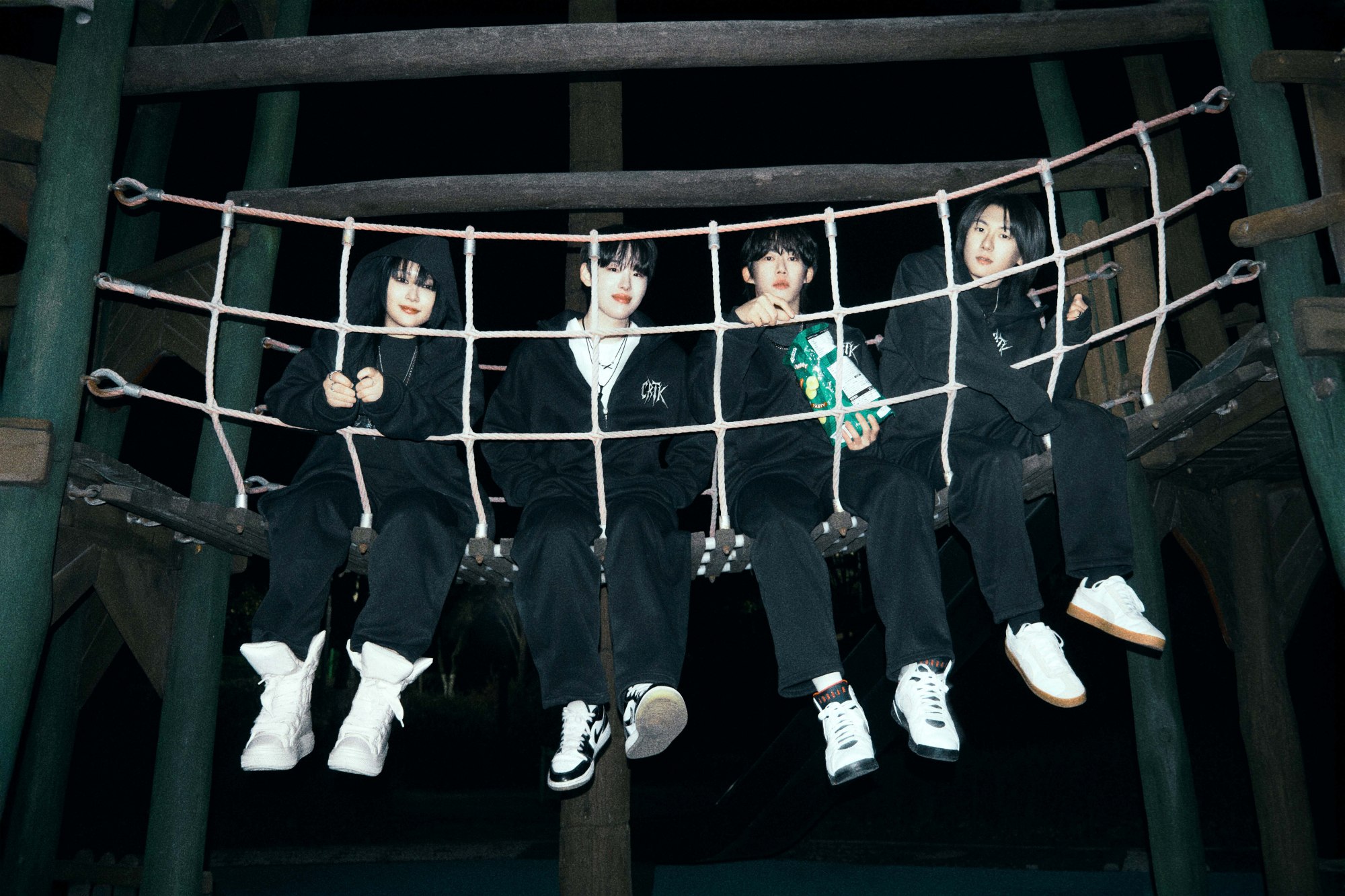 '크록티칼' 그룹 콘셉트 포토