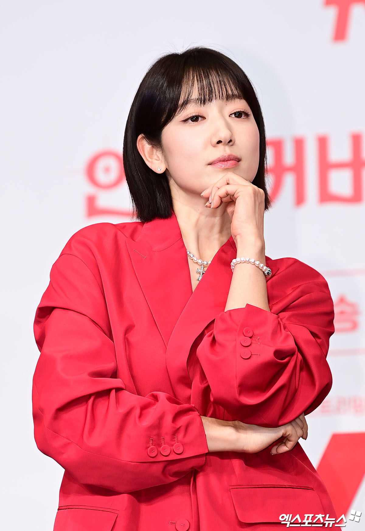 칼단발도 완벽하게 소화하는 얼굴