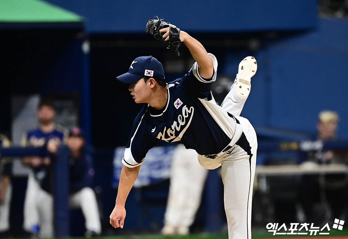 LG 트윈스 김영우가 12일 인천국제공항을 통해 1차 캠프지인 미국 애리조나로 조기 출국했다. 엑스포츠뉴스 DB