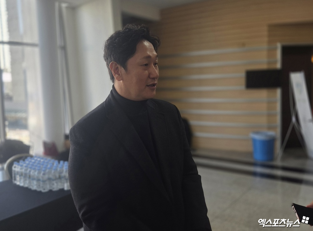 이대호가 14일 대전 유성구 컨벤션센터에서 열린 2026 KBO 신인 오리엔테이션에 참석, '선배와의 만남' 순서에 강연자로 나섰다. 사진 엑스포츠뉴스