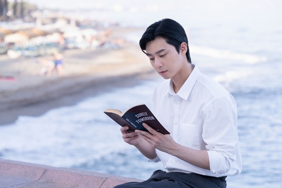 어썸이엔티 제공, 박서준