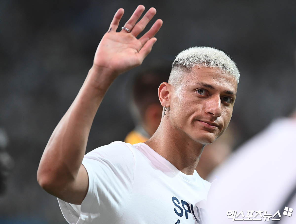 영국 공영방송 BBC는 16일 