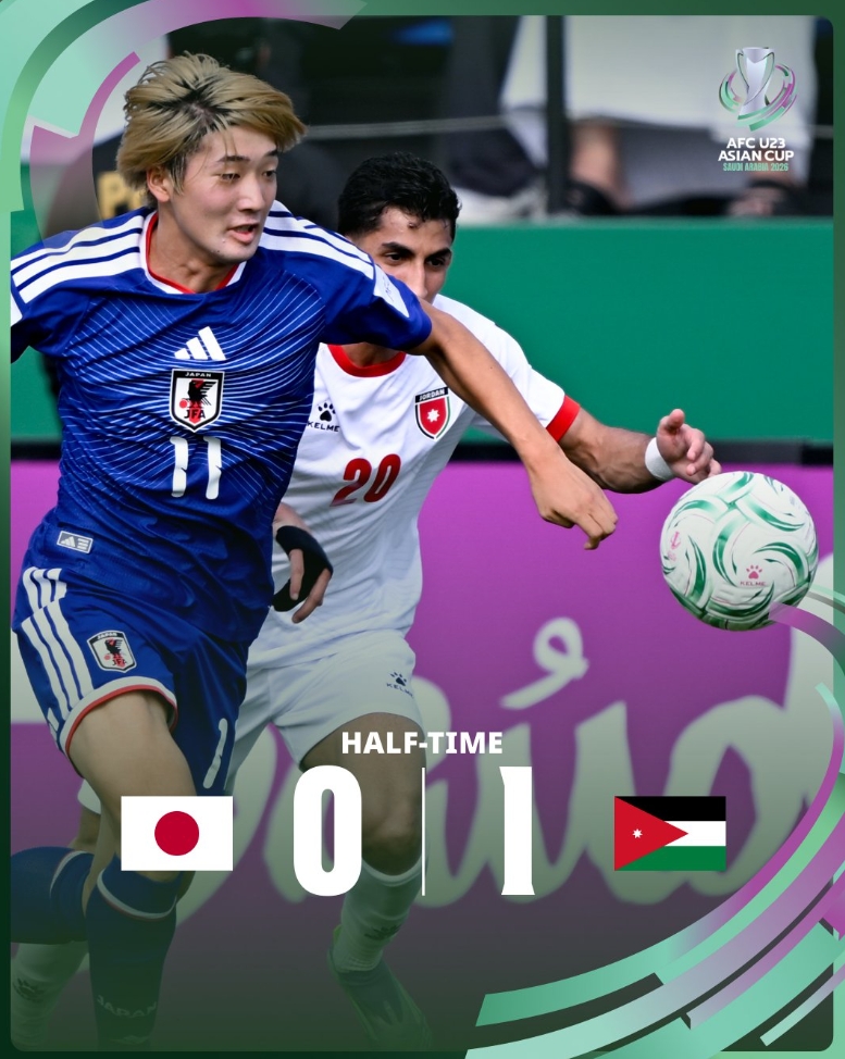 일본 23세 이하(U-23) 축구 국가대표팀은 14일(한국시간) 사우디아라비아 제다에 위치한 킹 압둘라 스포츠 시티에서 열린 요르단과의 2026 아시아축구연맹(AFC) U-23 아시안컵 조별리그 8강전에서 120분 혈투 끝에 승부차기에서 4-2 진땀승을 거뒀다. 일본은 요르단과 연장전을 포함해 120분 경기를 펼쳤지만 1-1로 비기면서 승부차기에 돌입했고, 승부차기에서 아라키 루이 골키퍼가 두 번이나 선방하면서 준결승행 티켓을 거머쥐었다. AFC