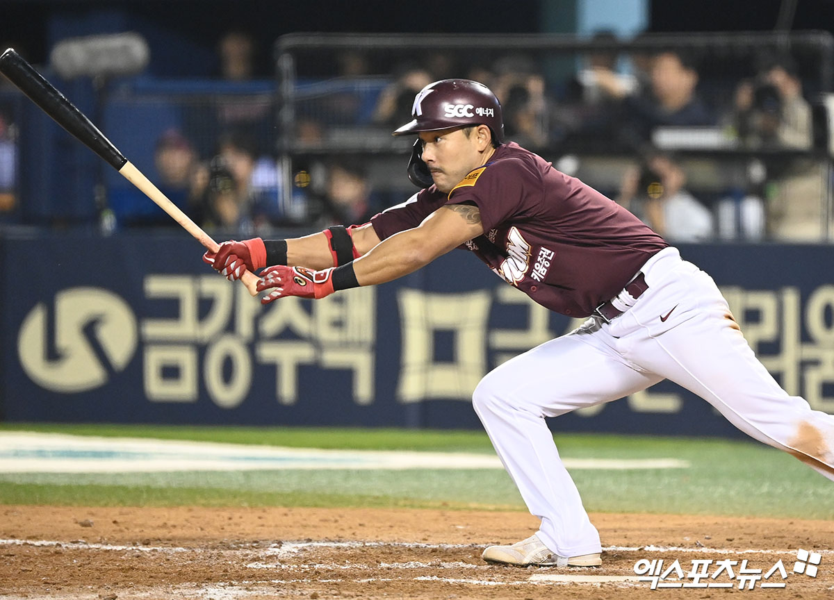 2026시즌에도 키움 히어로즈 플레잉 코치를 맡은 이용규가 1억 2000만 원에 연봉 계약을 마쳤다. 사진 엑스포츠뉴스 DB