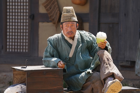 영화 '왕과 사는 남자'