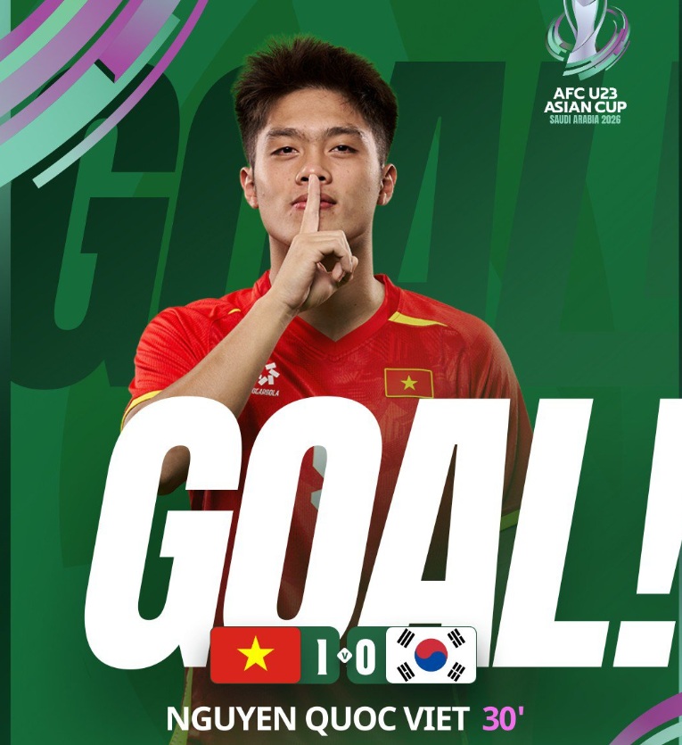 이민성 감독이 이끄는 한국 U-23 대표팀은 24일(한국시간) 사우디아라비아 제다의 킹 압둘라 스포츠 시티 홀 스타디움에서 베트남과 2026 아시아축구연맹(AFC) U-23 아시안컵 3·4위전을 치르고 있다. 이날 한국은 전반 30분 응우옌 꺽 비엣에게 선제골을 허용하면서 0-1로 끌려갔다. 전반 33분 페널티킥을 얻으면서 동점 기회를 얻는가 싶었지만 비디오판독(VAR) 끝에 판정이 번복돼 페널티킥 선언이 취소됐다. 이후 동점을 만들지 못하면서 전반전을 0-1로 마쳤다. AFC