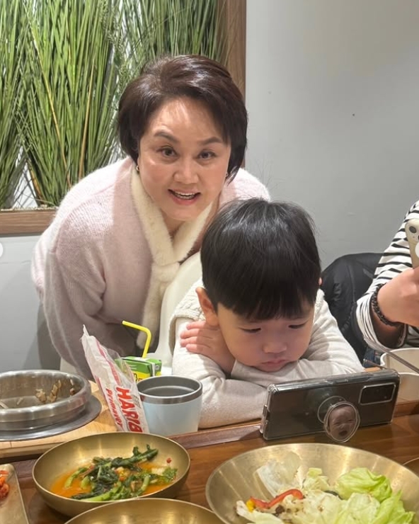 사진 = 이경실 계정