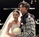 "신부보다 화려" 정철원, 결혼식 한 달 만 파경…'프릴 예복' 재조명 [엑's 이슈]