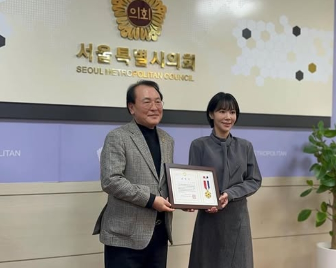 사진 = 이윤진 계정