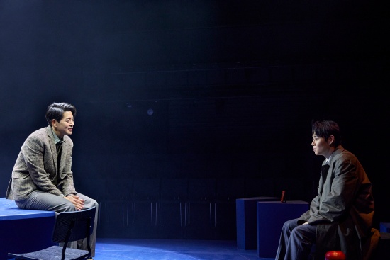 크리에이티브테이블 석영