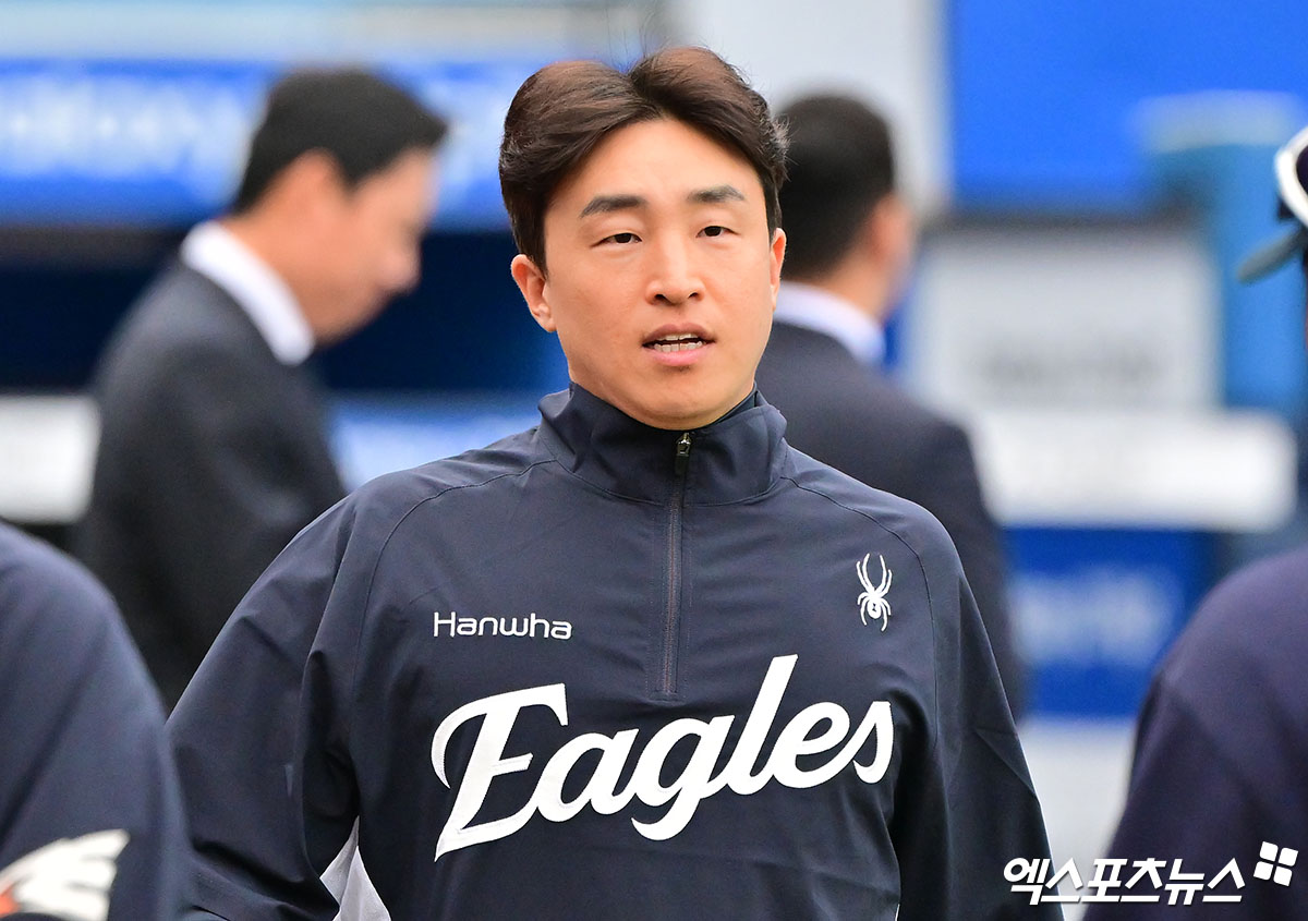 지난해 11월 KBO의 2026 FA 승인선수 중 유일하게 계약을 체결하지 못한 베테랑 타자 손아섭. 사진 엑스포츠뉴스 DB