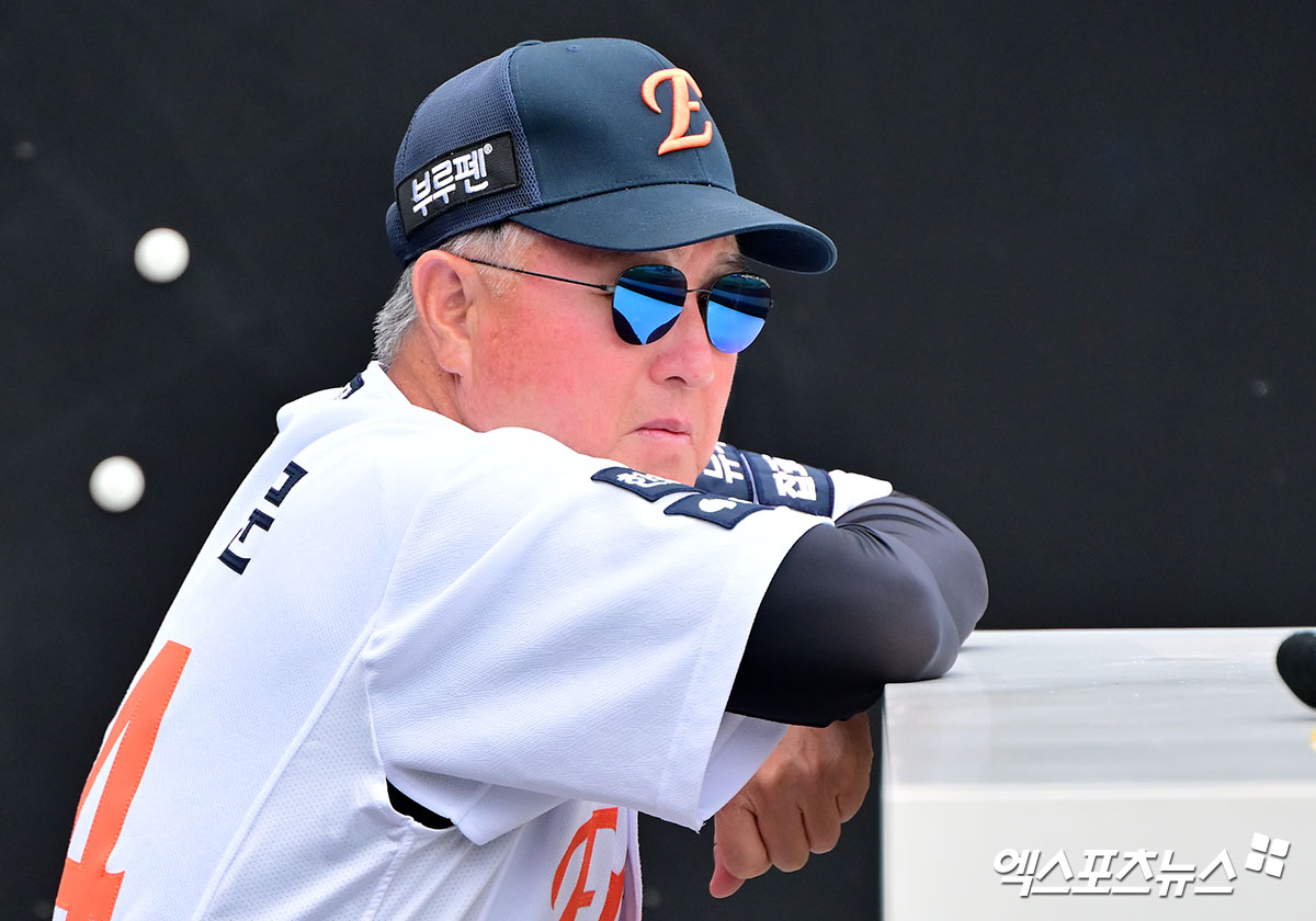 3년 계약 마지막 해를 맞이한 김경문 한화 이글스 감독. 사진 엑스포츠뉴스 DB