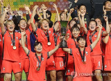 "韓 여자대표팀, 아시안컵 보이콧 올려놨다" 외신도 '초강수' 속속 주목→"축구협회 선수들과 협의 중, 훈련 예정대로 진행"