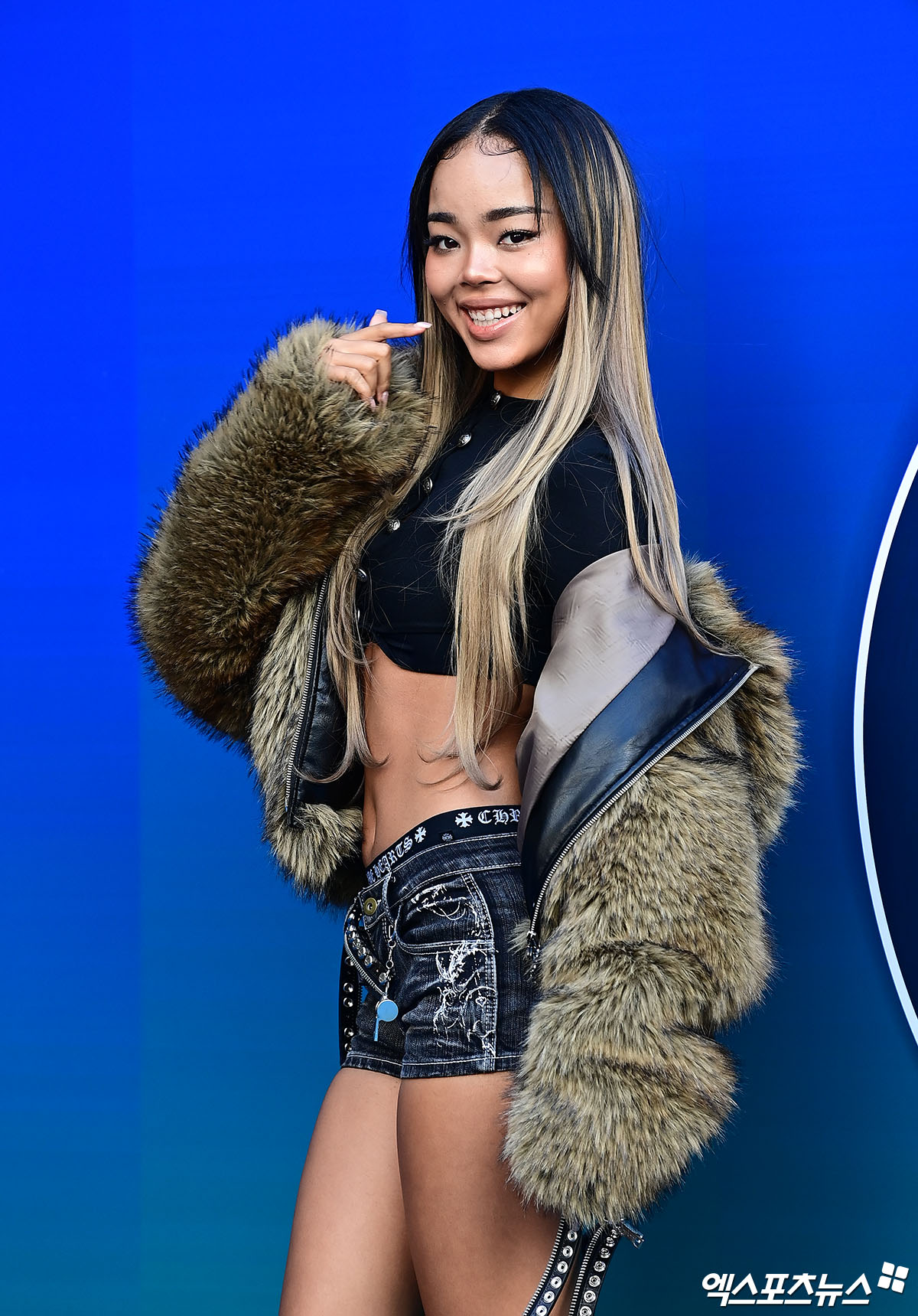 매력 만점 미소