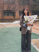 장신영, 첫째 아들 졸업식서 근황…42세 맞아? [★해시태그]