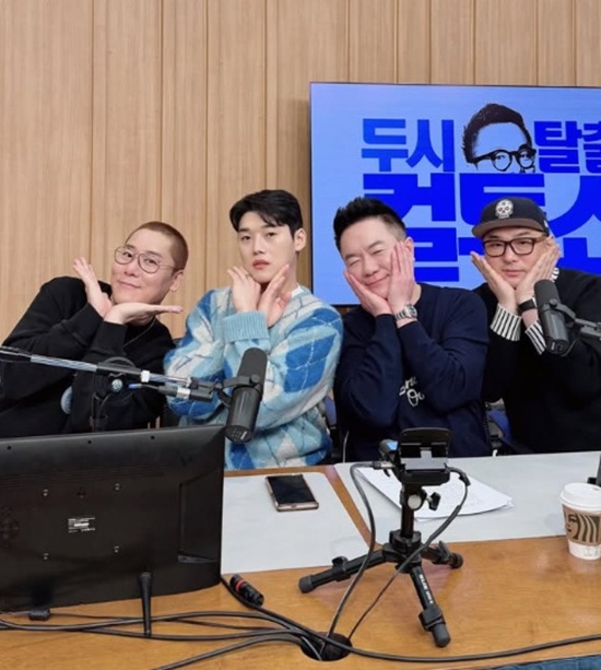 SBS '두시탈출 컬투쇼' SNS