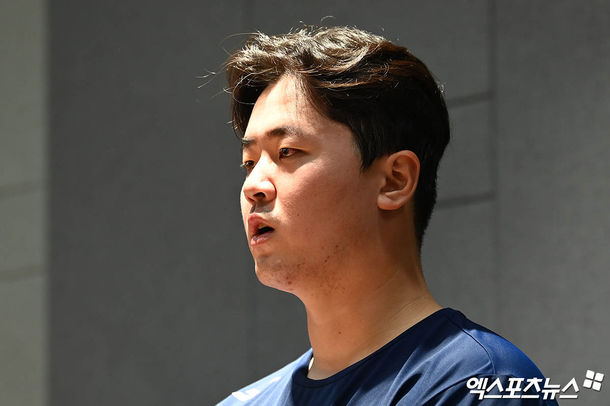 2023년 항저우 아시안게임에서 주전 포수로 활약했던 NC 다이노스 김형준이 부상으로 낙마한 한화 이글스 최재훈을 대신해 2026 월드베이스볼클래식(WBC) 국가대표팀에 선발됐다. 사진 엑스포츠뉴스 DB