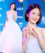 '미소로 압도' 신예은, 레드카펫 엔딩요정 맡은 단발 여신