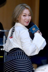 박나래, 오늘(12일) 오후 2시 30분 출석 일정 연기…전현무와 예능은 무편집 공개 [엑's 이슈]