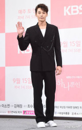 "뒤통수 4년, 참 더럽다"…故 정은우, 생전 고달팠던 근황에 네티즌 추모 [엑's 이슈]