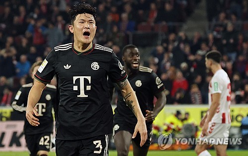 바이에른 뮌헨 센터백 김민재가 모처럼 선발 출전해 무실점 승리를 이끌었으나 다가오는 여름 이적시장에서 팀을 떠날 수 있다는 전망이 제기되고 있다. 첼시와 토트넘 홋스퍼 등 잉글리시 프리미어리그(EPL) 명문 구단들이 김민재를 예의주시하는 가운데, 뮌헨 역시 매각 가능성을 열어둔 것으로 알려졌다. 연합뉴스