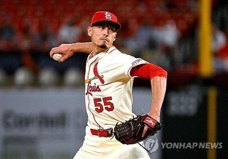 2026 월드베이스볼클래식(WBC) 최종 명단에 승선한 한국계 투수 라일리 준영 오브라이언(세인트루이스 카디널스)이 지난 15일 불펜투구 도중 오른쪽 종아리 통증을 호소했다. WBC 출전 여부도 불투명한 상황이다. AFP 연합뉴스