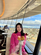 '승무원 출신' 14기 옥순, 韓 떠나 캐나다 行…결혼 후 첫 스위트 밸런타인 [★해시태그]