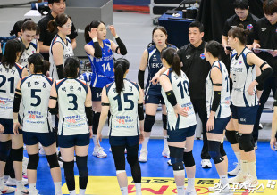 여오현 감독대행 ‘작전 지시’[포토]