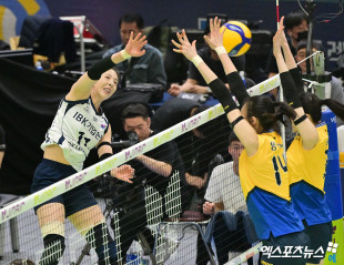 육서영 ‘힘있게’[포토]