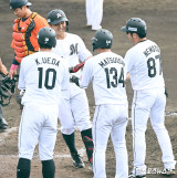 야마구치 '스리런포 날리고 건치미소'[포토]