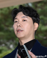 [속보] '수십억 횡령' 박수홍 친형, 3년 6개월 징역 확정…대법원 상고 기각