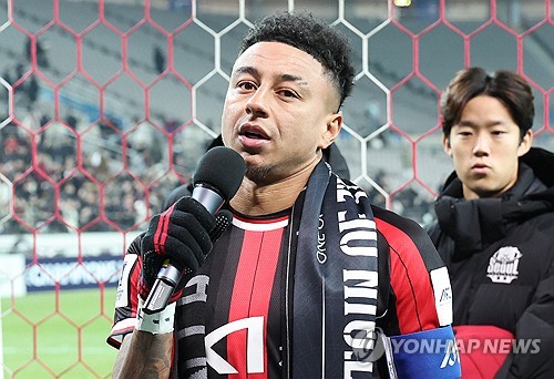  K리그 FC서울에서 활약한 후 자유계약(FA) 신분으로 떠난 잉글랜드 국가대표 출신 미드필더 제시 린가드가 길었던 무적 생활을 청산하고 브라질로 향할 것으로 보인다. 잉글리시 프리미어리그(EPL)에서 한국 K리그로 향했던 파격 행보에 이어 이번에는 브라질에서 새로운 도전을 시작할 전망이다. 연합뉴스