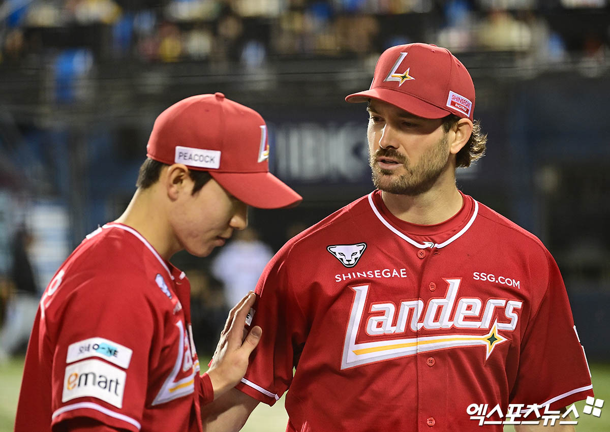 2024년과 2025년 KBO리그 무대를 경험한 드류 앤더슨은 지난해 12월 디트로이트와 1+1년 최대 1700만 달러(약 246억원) 규모의 계약을 체결했다. 다만 선발 자리가 보장되지 않은 만큼 타릭 스쿠발 등 수준급 선발투수들 사이에서 자신의 가치를 증명해야 한다. 앤더슨의 SSG 시절 모습. 엑스포츠뉴스 DB