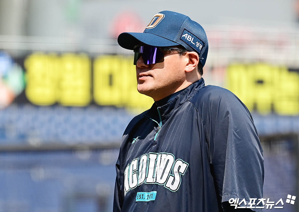 과거 2006 월드베이스볼클래식(WBC)에서 한국 야구대표팀의 역사상 첫 WBC 승리투수가 된 서재응 NC 다이노스 수석코치가 후배들을 향해 따뜻한 격려와 응원을 보냈다. 엑스포츠뉴스 DB